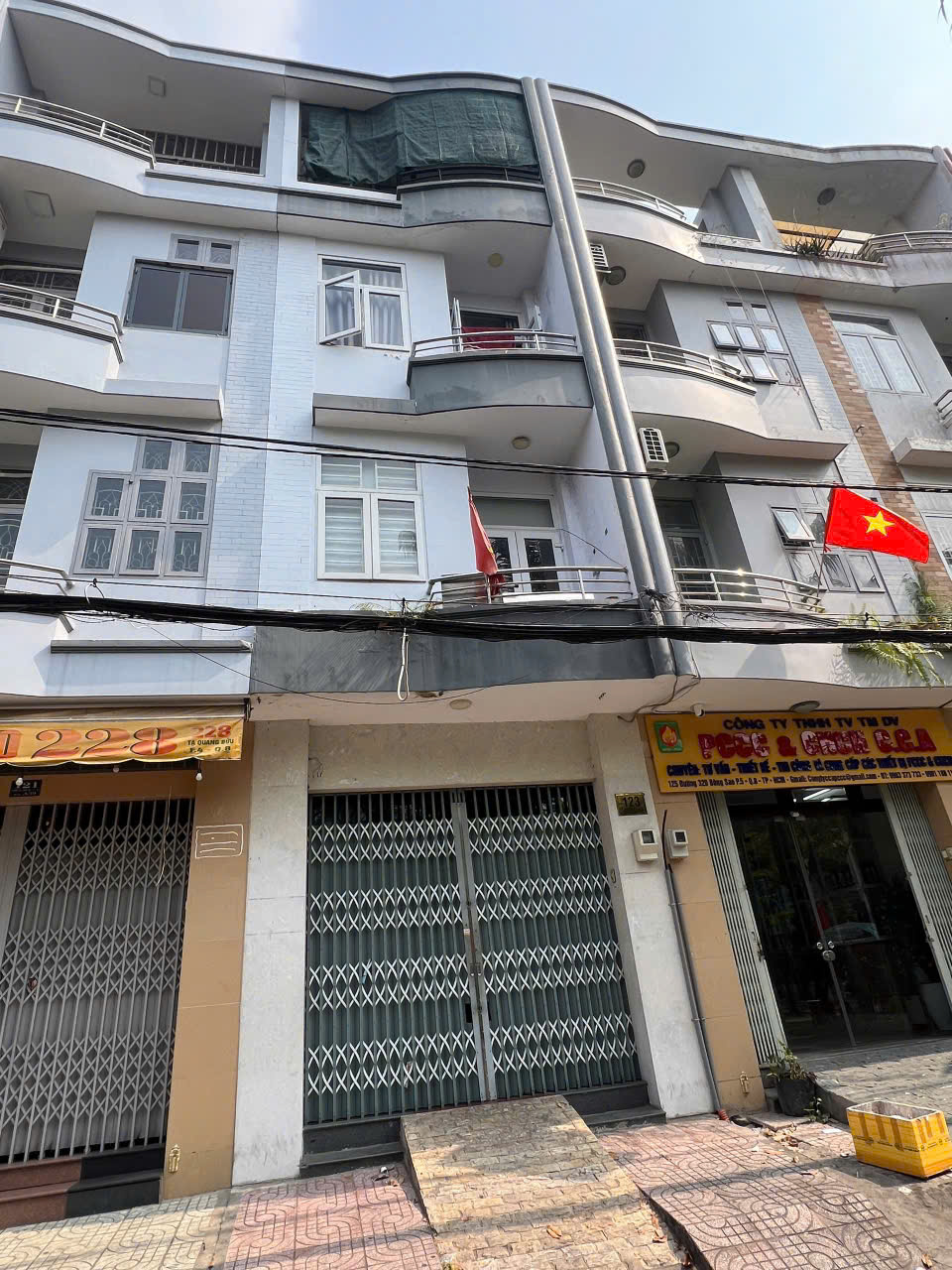 Bán nhà mặt tiền  đường 320 Bông Sao P5 Quận 8